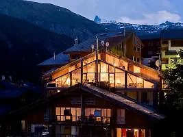 فندق Heinz Julen Penthouse 5*
